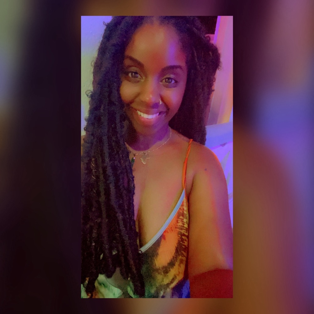 Meet Your Posher,Sherrell 🤎✨